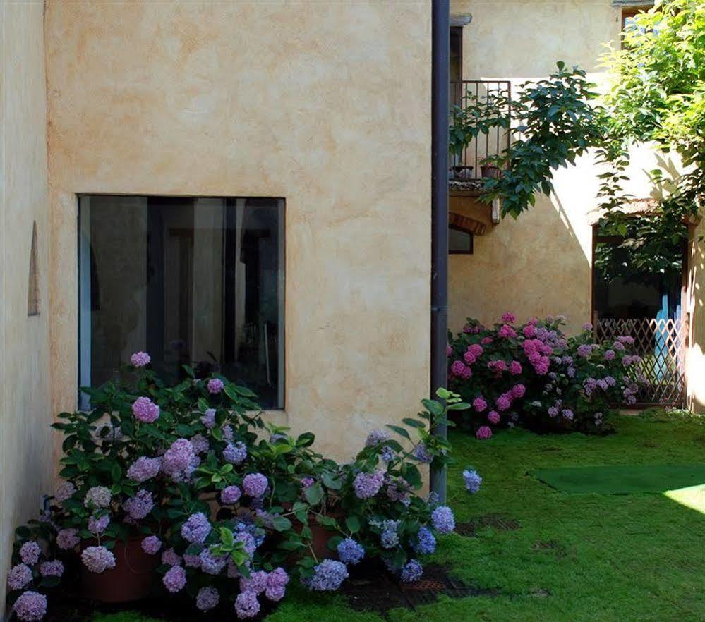 Il Relais Dell'Abbazia Bed & Breakfast Verona Bagian luar foto